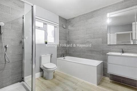3 bedroom house to rent, Westdean Avenue, London, SE12