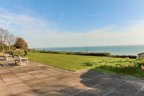 3 bedroom apartment for sale, Grove Road, Bournemouth