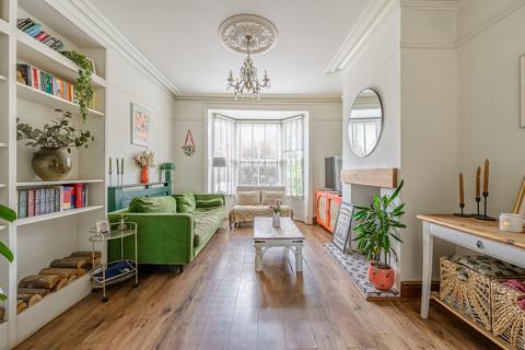 2 bedroom terraced house for sale, Avenue Road South, Newport