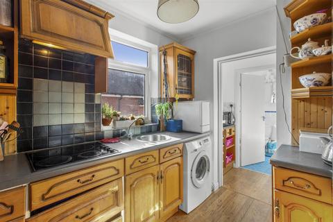 1 bedroom house for sale, Desborough Park Road, High Wycombe HP12