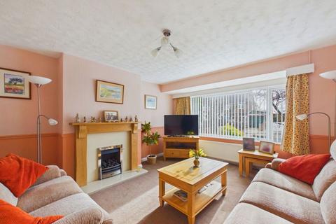 3 bedroom semi-detached house for sale, 6 Holmstead Avenue, Whitby