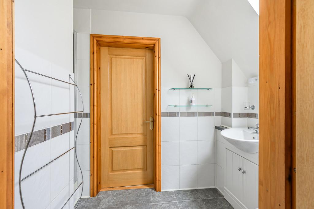 Jack and Jill En-Suite
