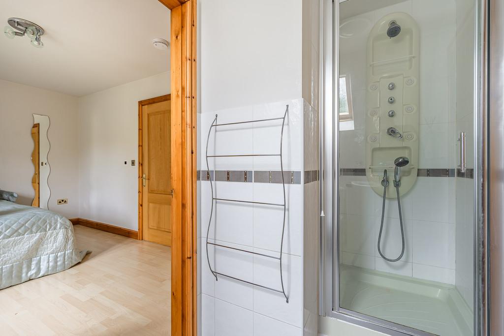 Jack and Jill En-Suite