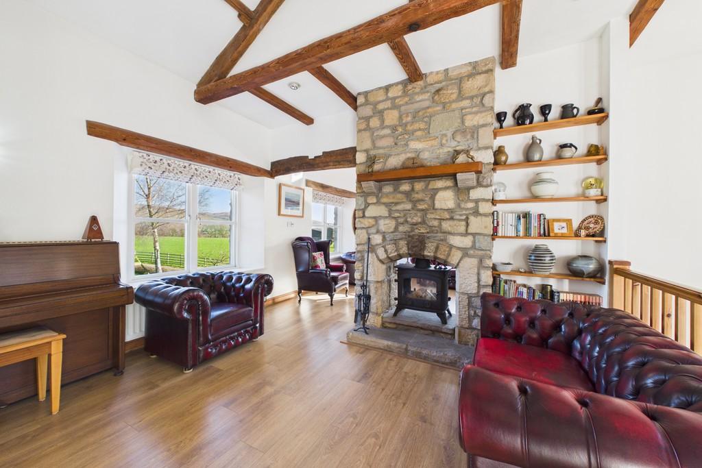 Living/Dining Area