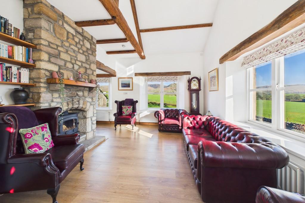 Living/Dining Area