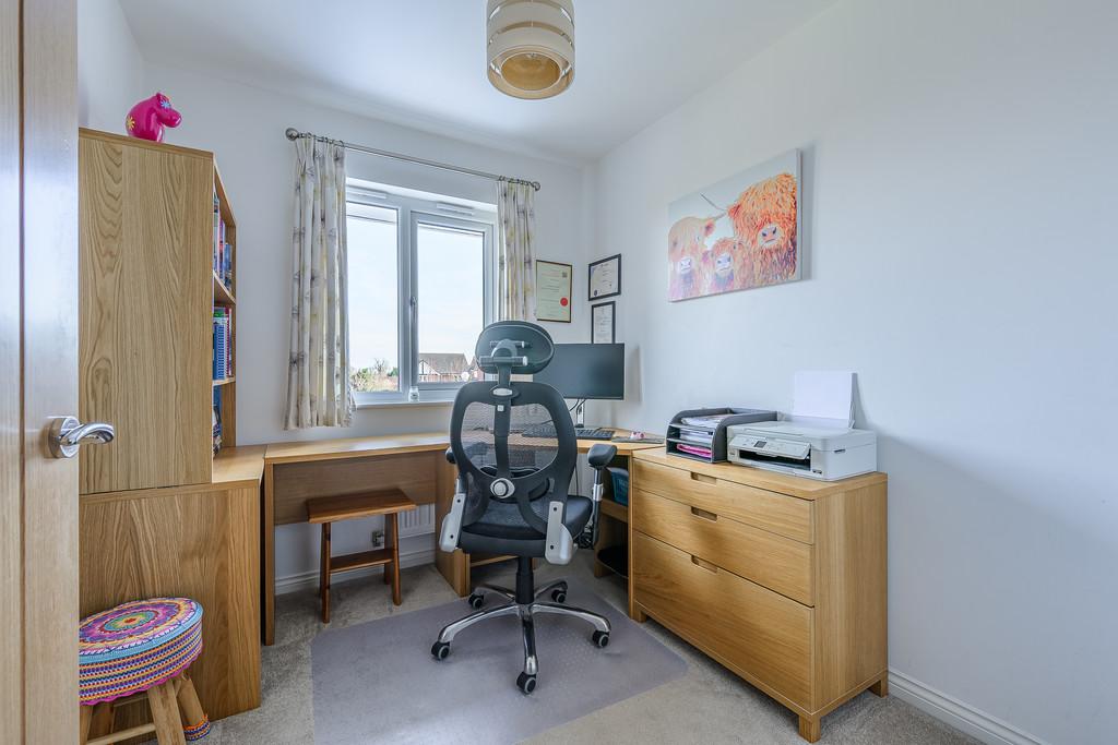 Bedroom/Study