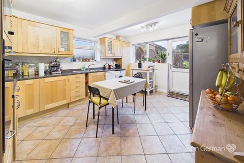 2 bedroom bungalow for sale, The Keep, East Leake