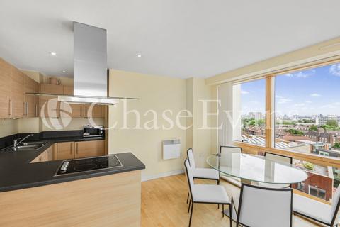 2 bedroom flat to rent, Metro Central Heights, 119 Newington Causeway, Elephant & Castle, London, SE1