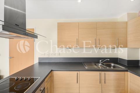 2 bedroom flat to rent, Metro Central Heights, 119 Newington Causeway, Elephant & Castle, London, SE1