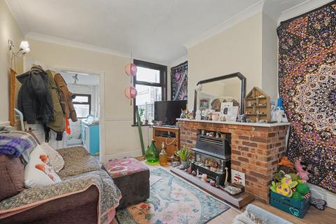 undefined, Swadlincote DE11