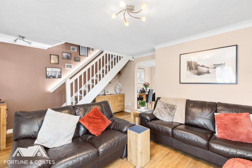 Westbury Rise 11.jpg