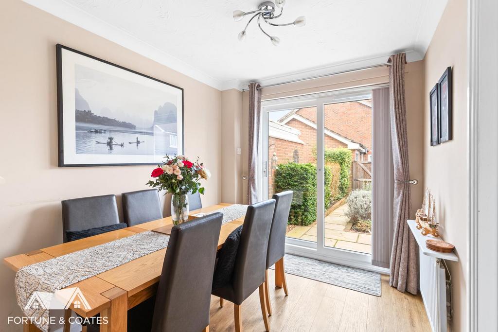 Westbury Rise 5.jpg