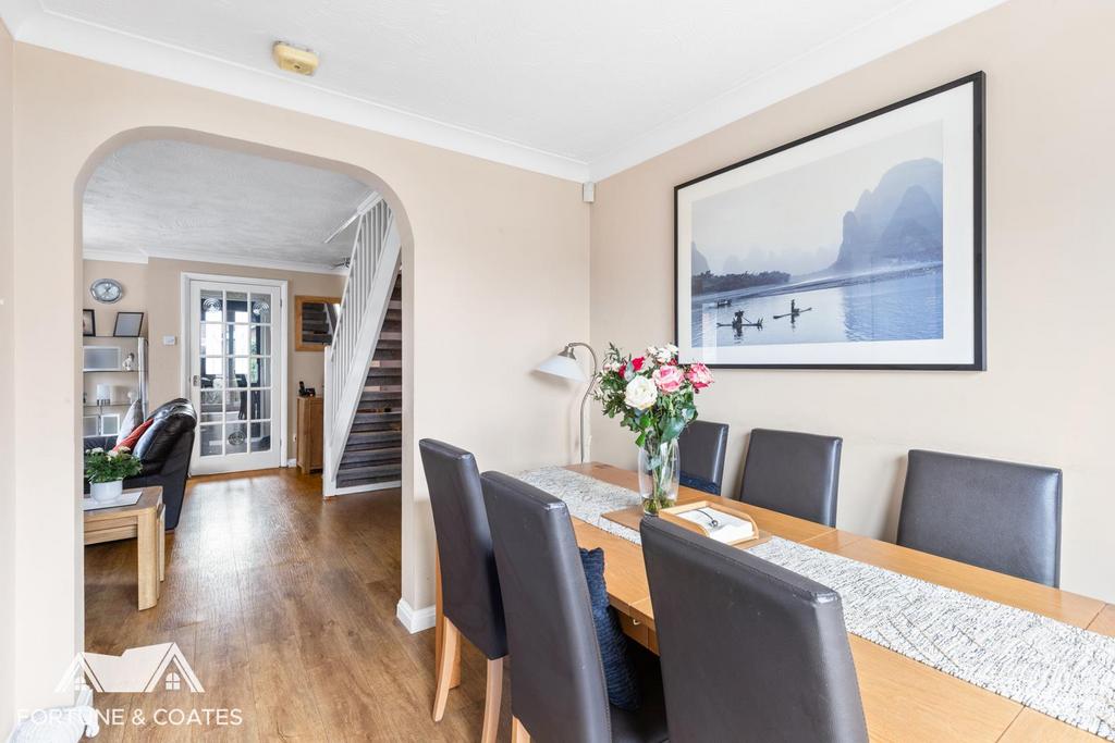 Westbury Rise 6.jpg