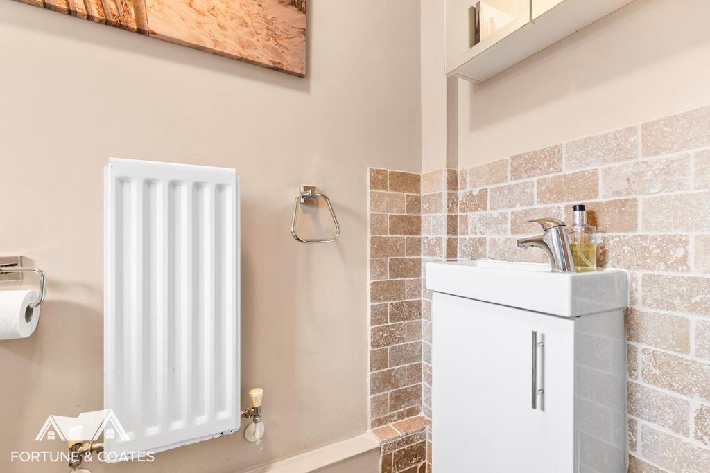 Westbury Rise 15.jpg