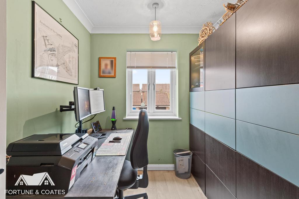 Westbury Rise 26.jpg