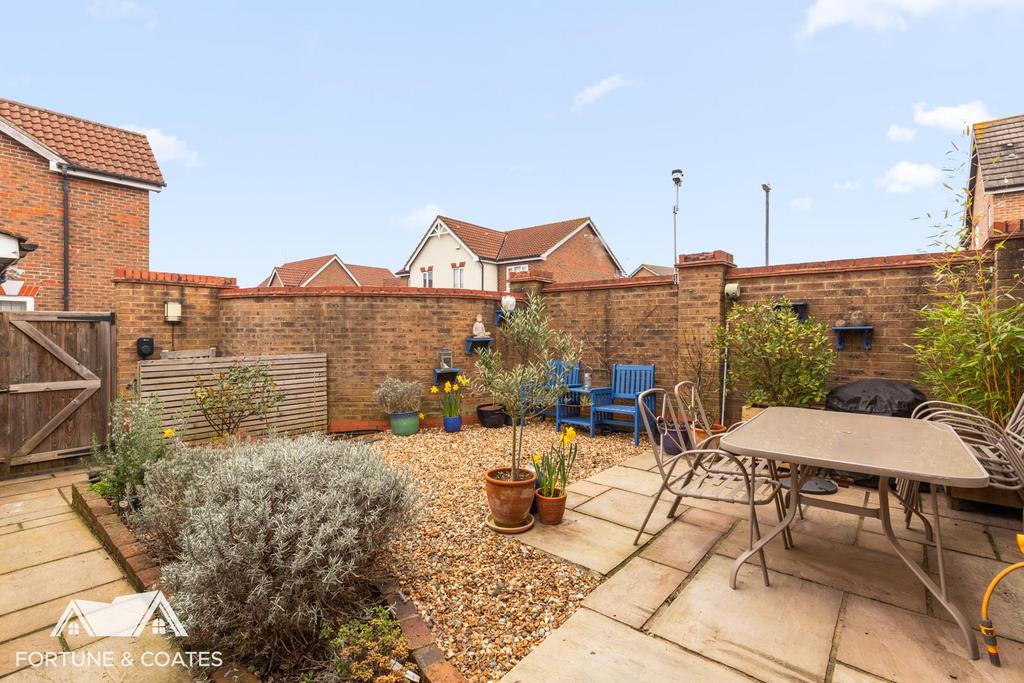 Westbury Rise 27.jpg