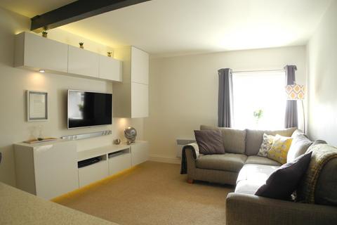 1 bedroom apartment for sale, Heckingham Park Drive, Hales
