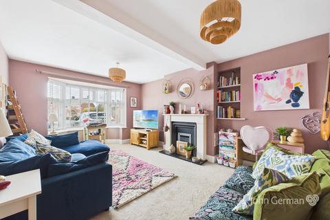 3 bedroom semi-detached house for sale, Derby Road, Ashbourne