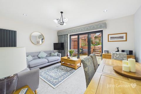 5 bedroom townhouse for sale, Spring Cottages, Slitting Mill, Rugeley