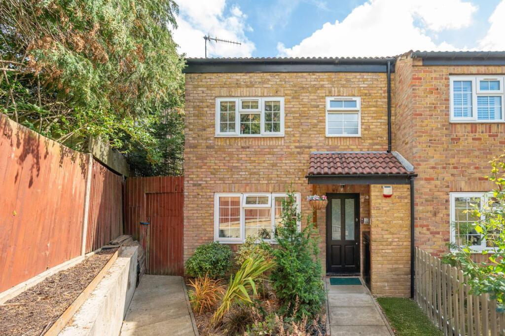 Detached house exterior