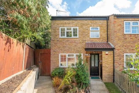 Moorlands Avenue, Mill Hill, NW7