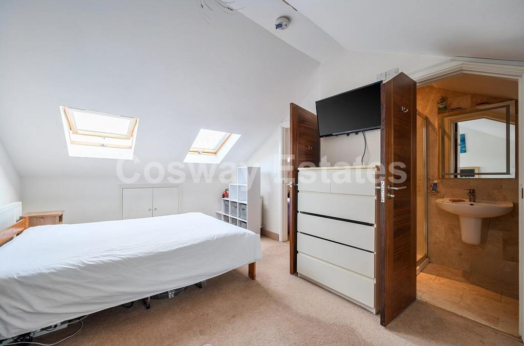 En suite bedroom, en suite