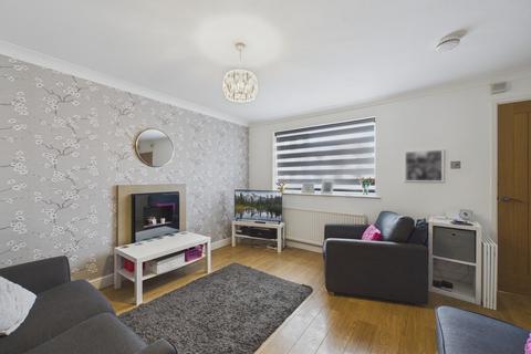 3 bedroom end of terrace house for sale, Furness Close, Dinnington