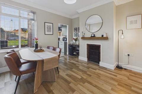 2 bedroom semi-detached house for sale, King Street North, Chesterfield