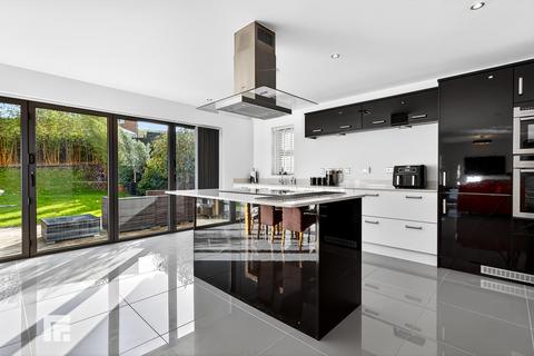 4 bedroom detached house for sale, Caer Idwen, Morganstown, Cardiff
