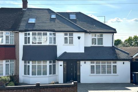 4 bedroom semi-detached house for sale, Hamilton Road, Cockfosters, EN4