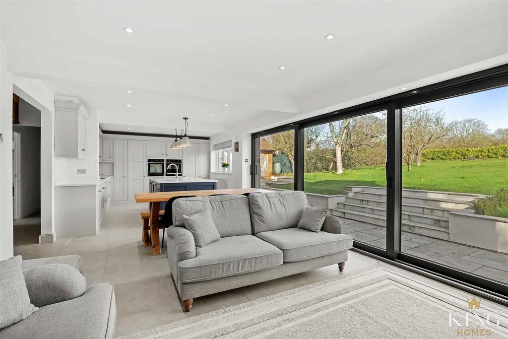 King Homes-25.jpg