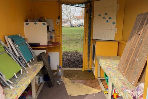 Chalet for sale, Beach Hut 263, Felixstowe IP11