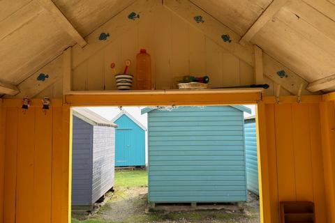 Chalet for sale, Beach Hut 263, Felixstowe IP11