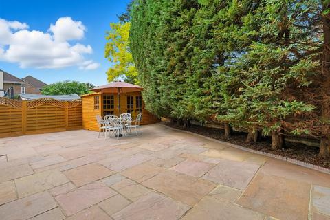 4 bedroom semi-detached house for sale, Larkshall Road, Chingford, London. E4 6NT
