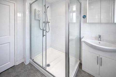 4 bedroom apartment to rent, Uxbridge Road, Uxbridge UB10