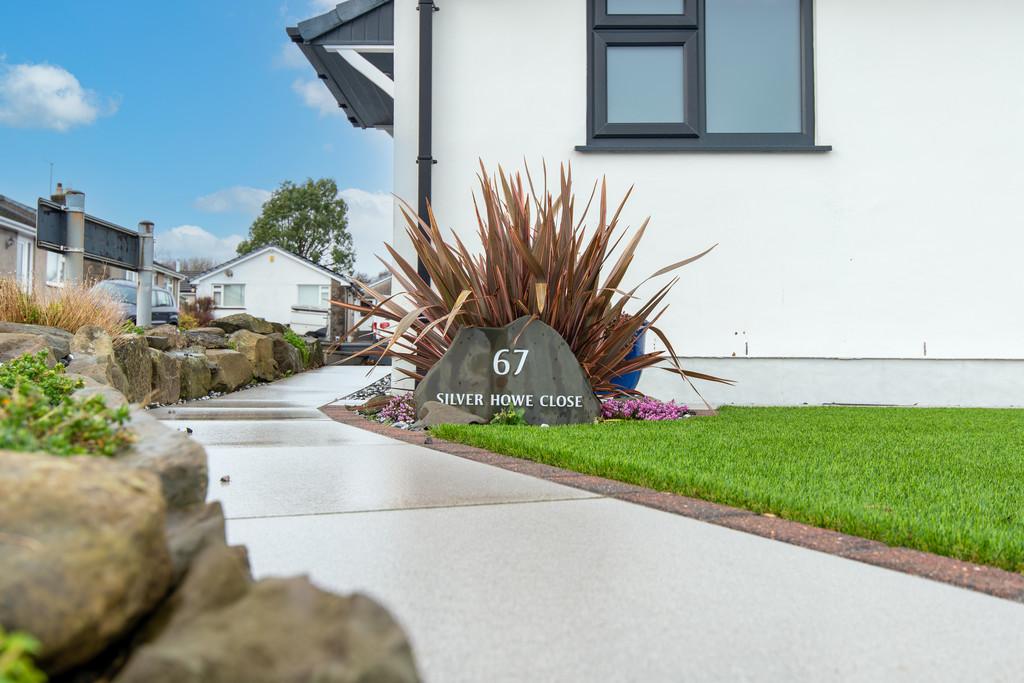 67 Silver Howe Close