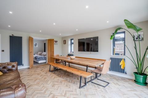 4 bedroom chalet for sale, Taverham, Norwich