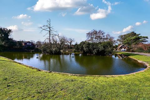undefined, The Lakeside, Camberley GU17