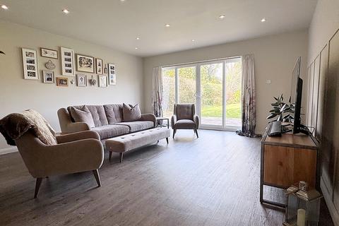 4 bedroom detached house for sale, Amherst Road, Kenilworth