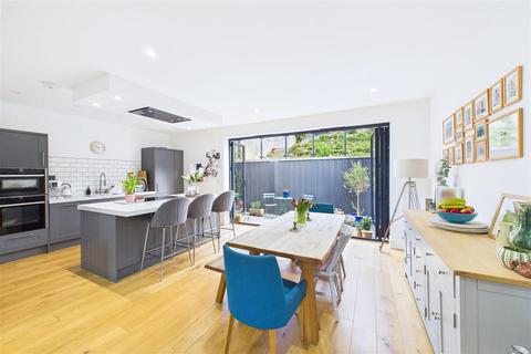 undefined, Small development on the outskirts of Clevedon