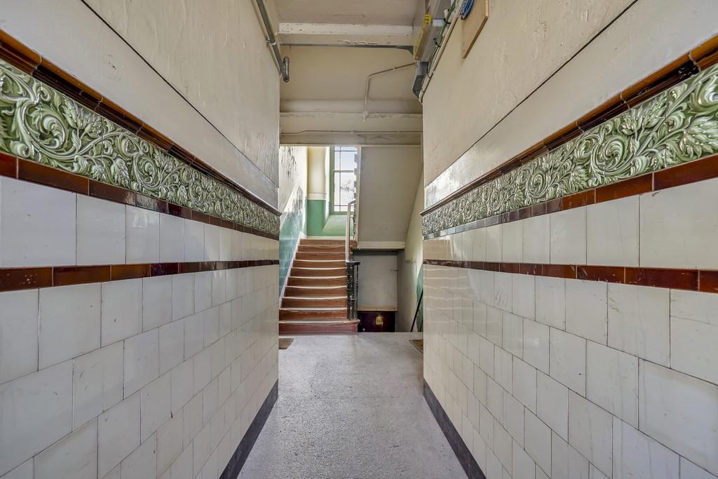 8-web-or-mls-21 Overdale Avenue Flat 3.1 6