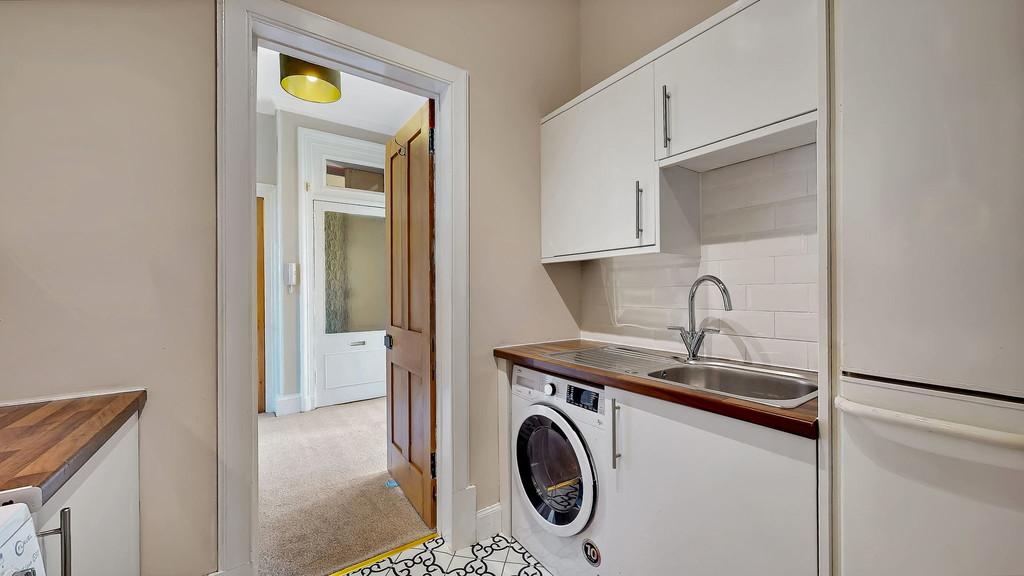 34-web-or-mls-21 Overdale Avenue Flat 3.1 24