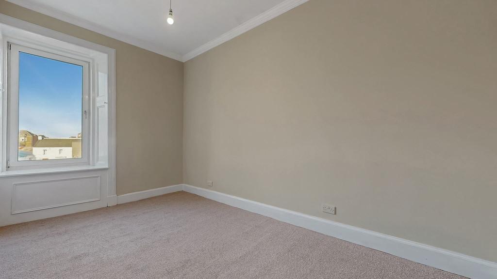 39-web-or-mls-21 Overdale Avenue Flat 3.1 25