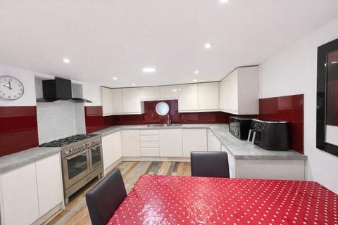 4 bedroom terraced house for sale, Aberdeen Terrace, Clayton, Bradford