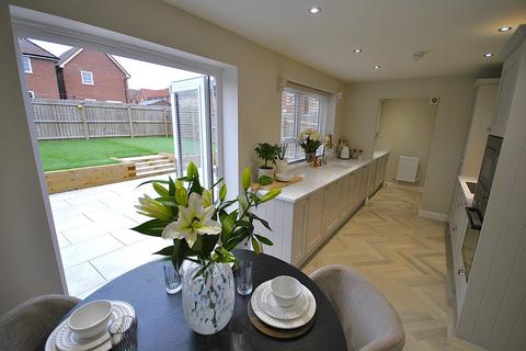 3 bedroom detached house for sale, Farleigh Drive, Doncaster DN11