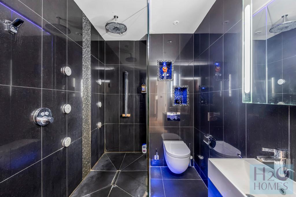 The Strand, Collingwood Court, Flat 35-015