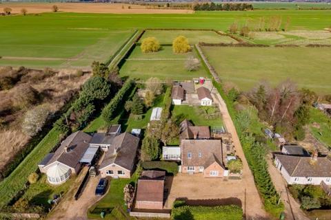 undefined, Wiggenhall St. Mary Magdalen, King's Lynn
