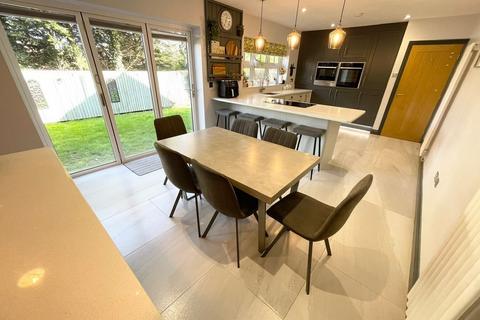 undefined, Foxholes Crescent, Calverley