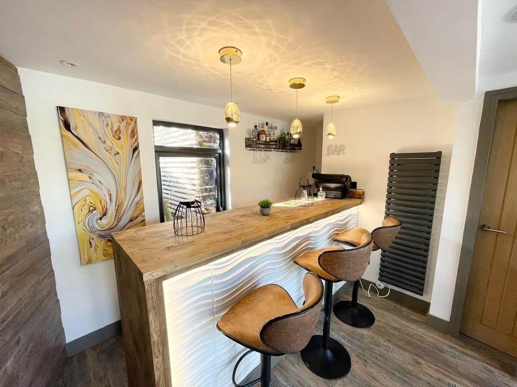 Garden Bar1