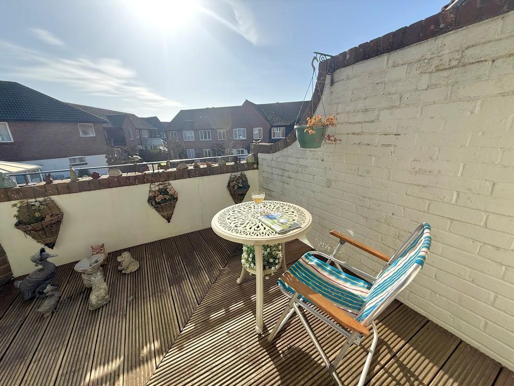 22 The Leas Balcony 1